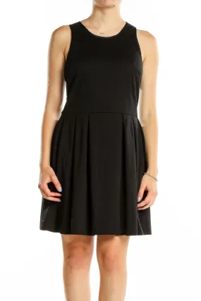 Black Sleeveless Pleated Cocktail Dress