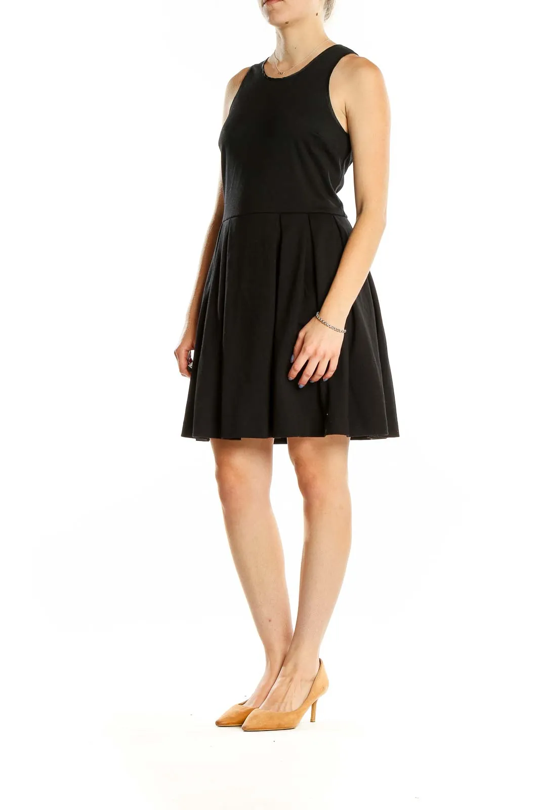 Black Sleeveless Pleated Cocktail Dress