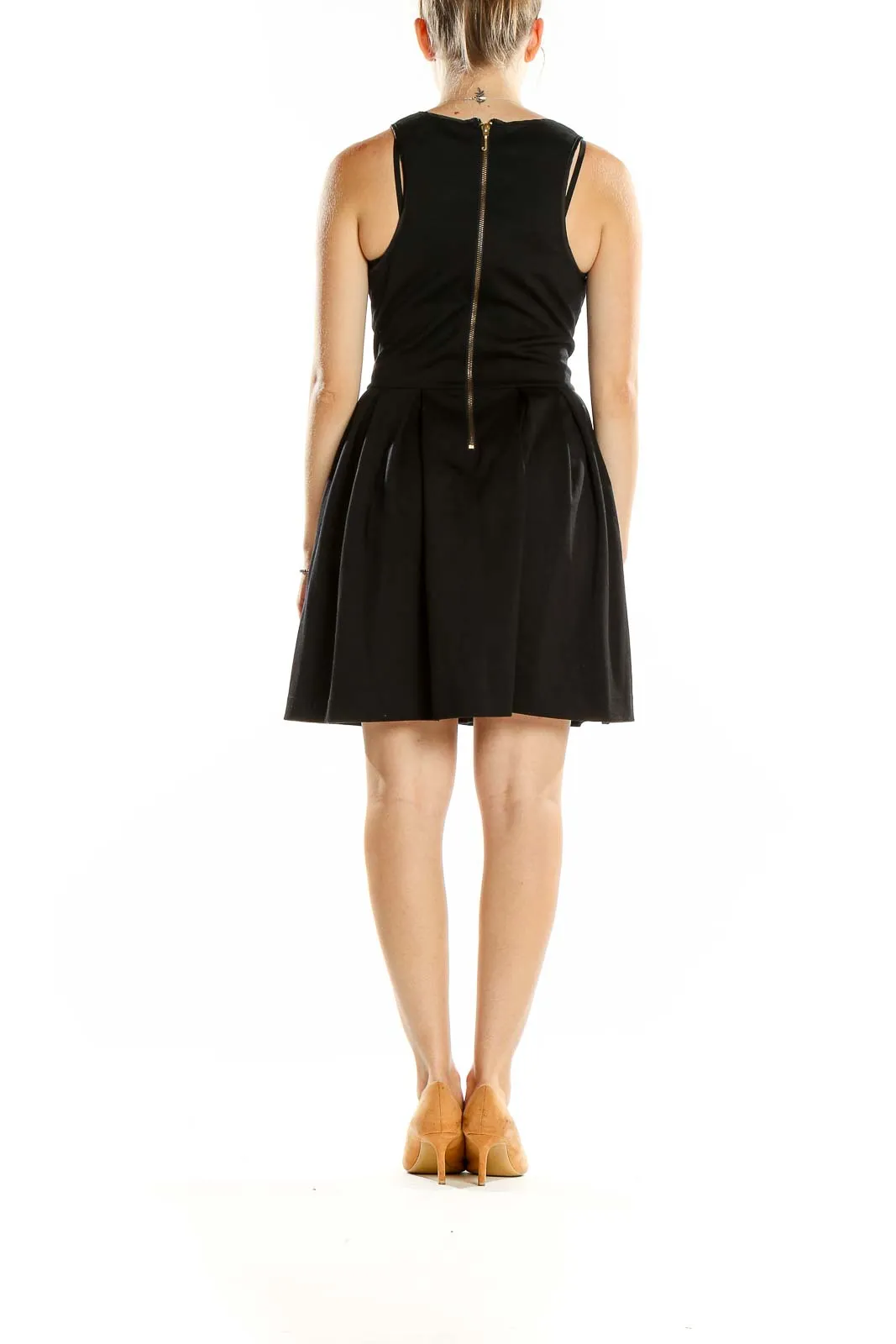 Black Sleeveless Pleated Cocktail Dress