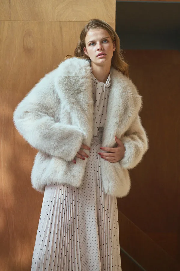 Elisa Faux Fur Coat <br>-Silver.WHT-