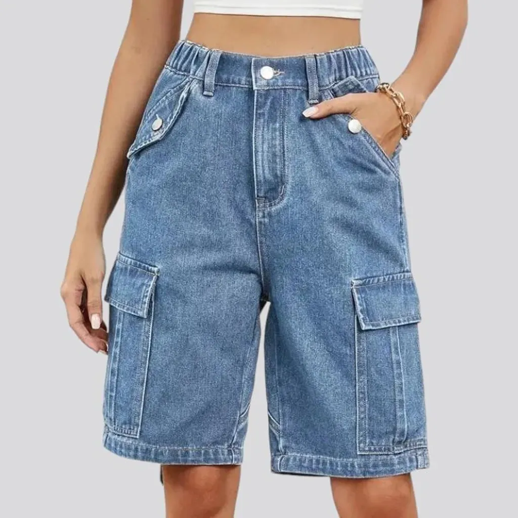 Knee-length high-waist denim shorts