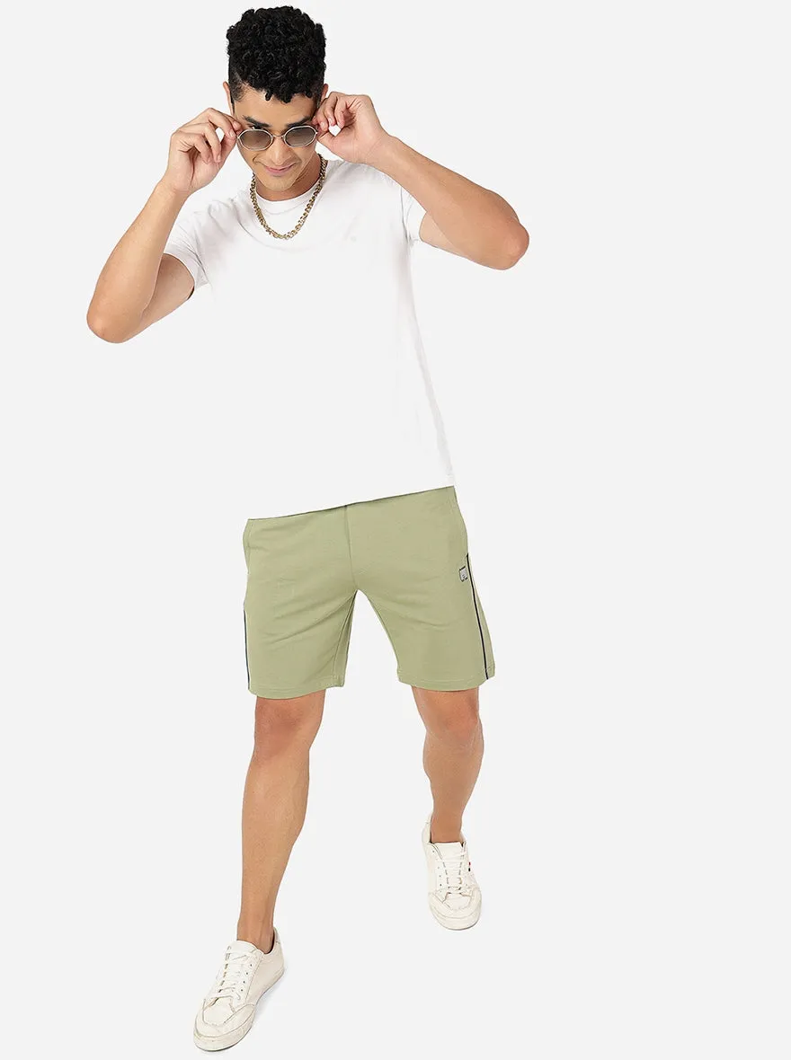 Pista Green Solid Slim Fit Shorts | JadeBlue