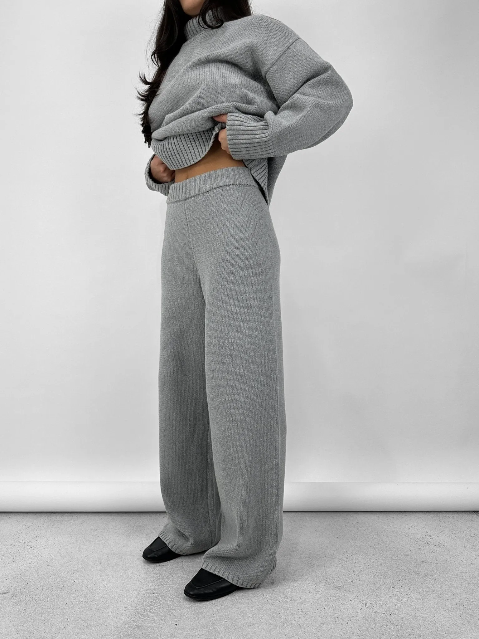 Relaxed Knit Pants